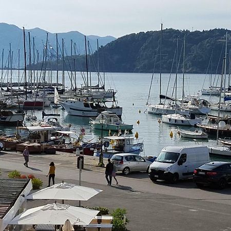 Appartamento Fronte Mare Sul Molo Lerici Esterno foto